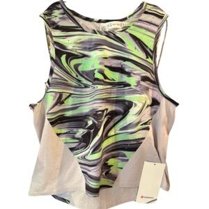 NWT Lululemon Swift Ventilated Running Tank Top
Paint Glide Warp Multi | 8